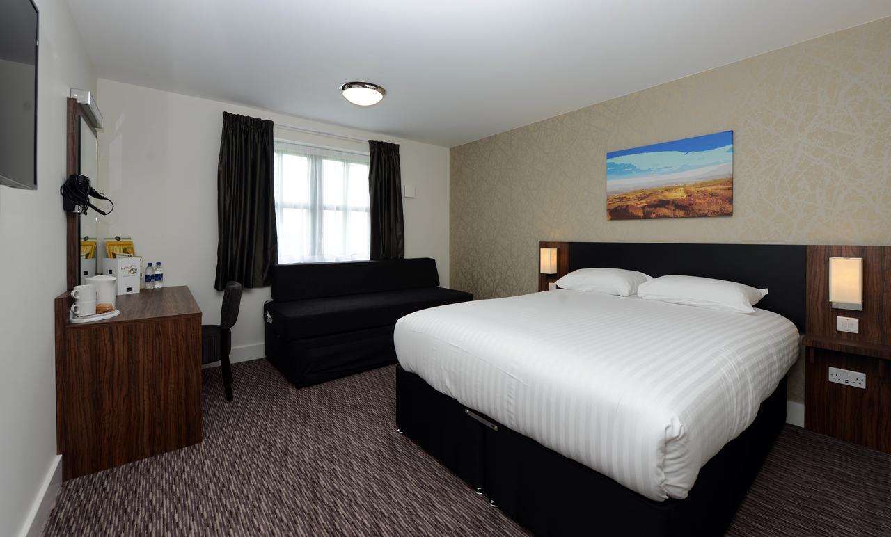 Willows, Blackburn By Marston'S Inn 외부 사진